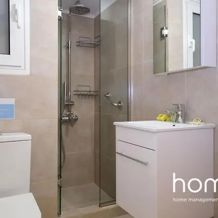 Riviera Homm Flat 4 Min Walk From Beach, Thiseos Str Appartamento *