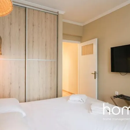 Riviera Homm Flat 4 Min Walk From Beach, Thiseos Str Lägenhet Aten